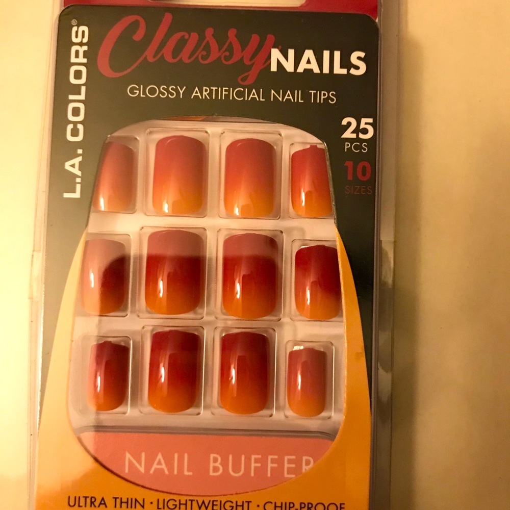 LA Colors nails